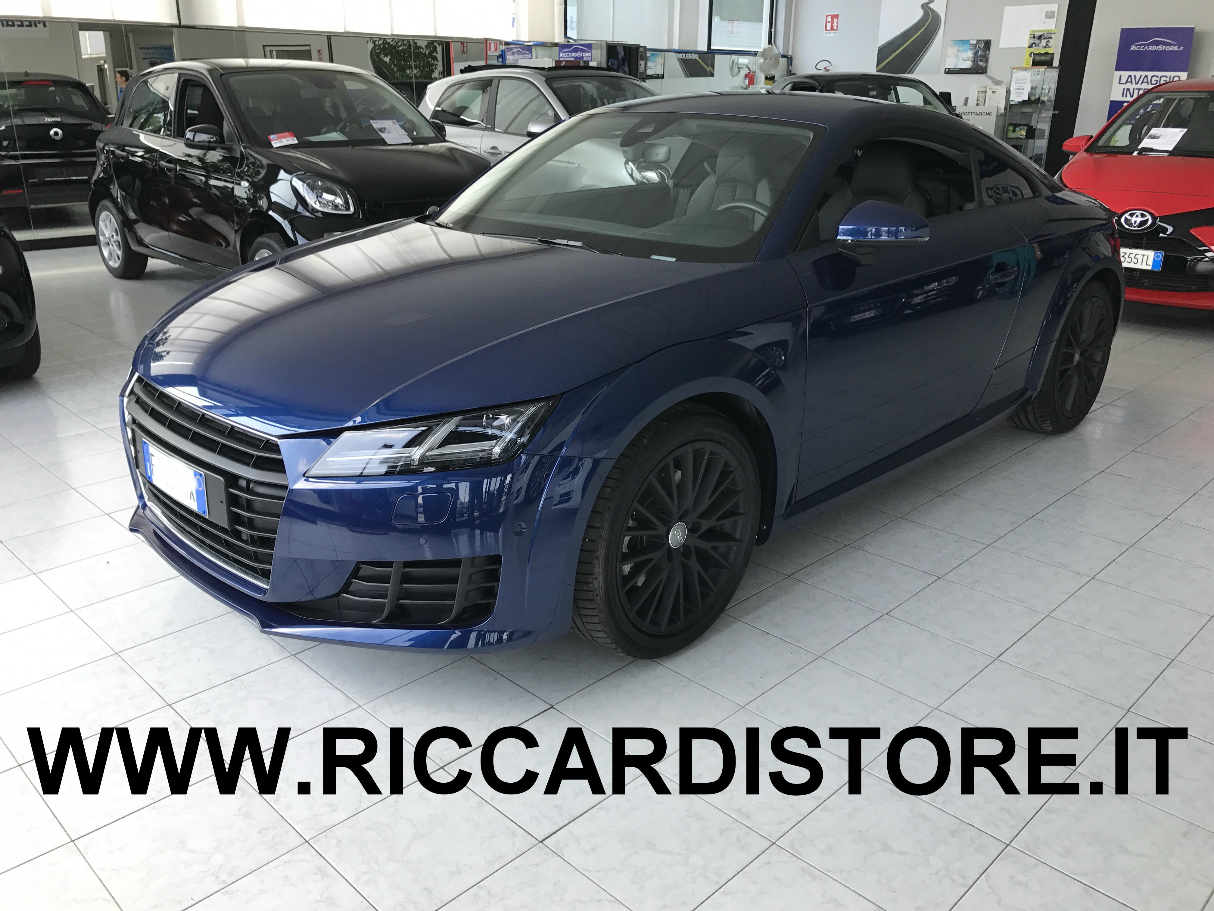 AUDI TT
